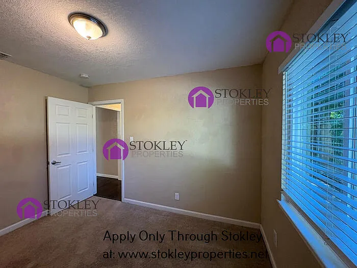 166 Lois Ct — Photo 18
