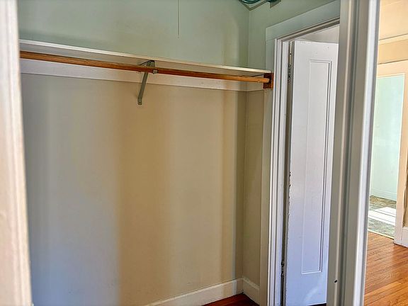 5th image of 737 Bush St Unit 307