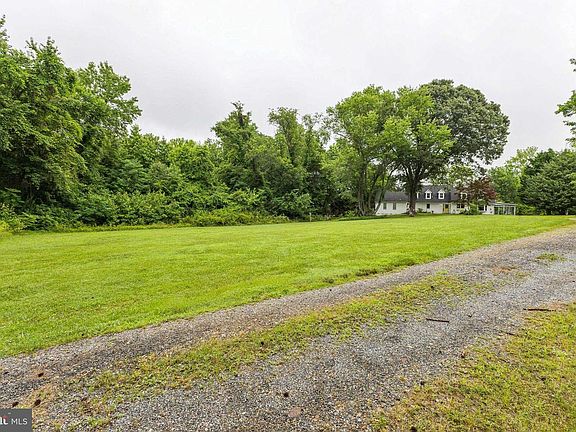 5th image of 13700 Waverly Point Rd
