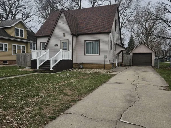 1608 Main St, Manson, IA 50563