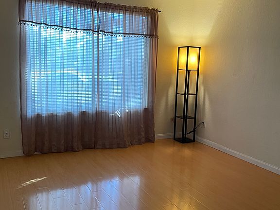 4th image of 2583 Alveswood Cir