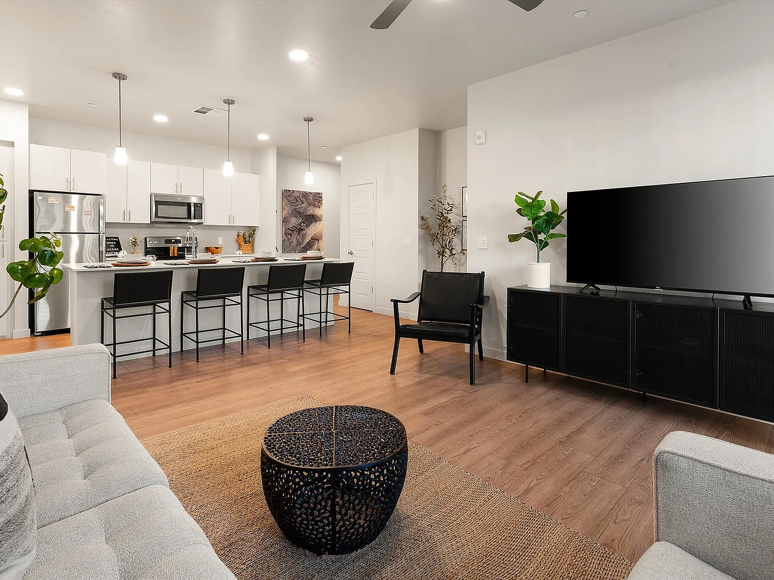 Acero Eastmark — Photo 4