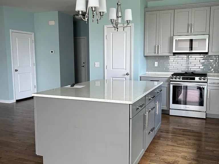 2609 Beacon Point Ct — Photo 17