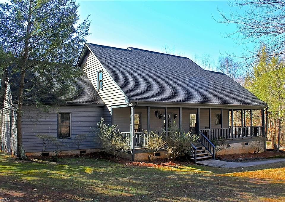 1st image of 376 Dovefield Dr