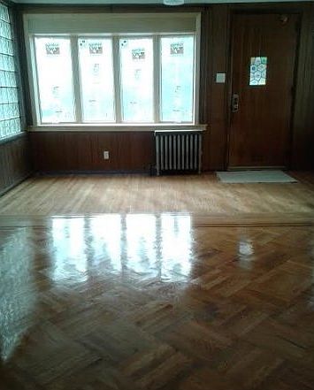 2nd image of 6939 Manse St