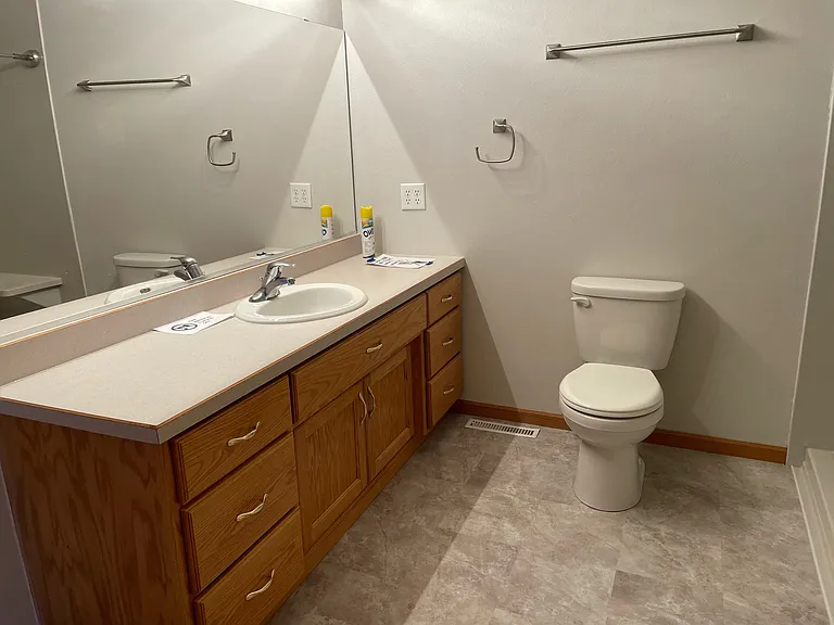 2706 Wheatland Dr S — Photo 9