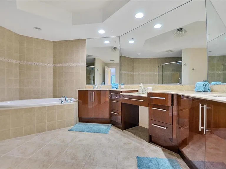 5823 Bowen Daniel Dr #802 — Photo 26