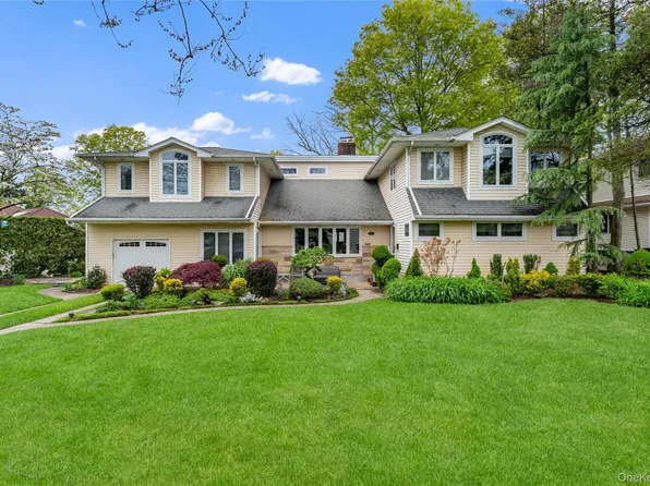 565 Mohawk Road, West Hempstead, NY 11552