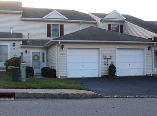 24-1 Dara Dr UNIT 24-1, East Hanover, NJ 07936