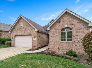 10435 Crown Dr, Orland Park, IL