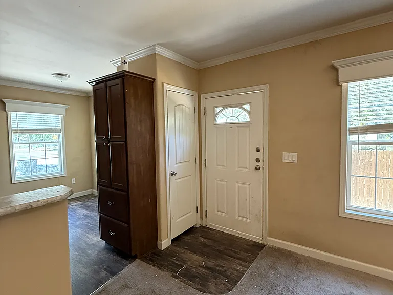 320 Mill St #101 — Photo 3