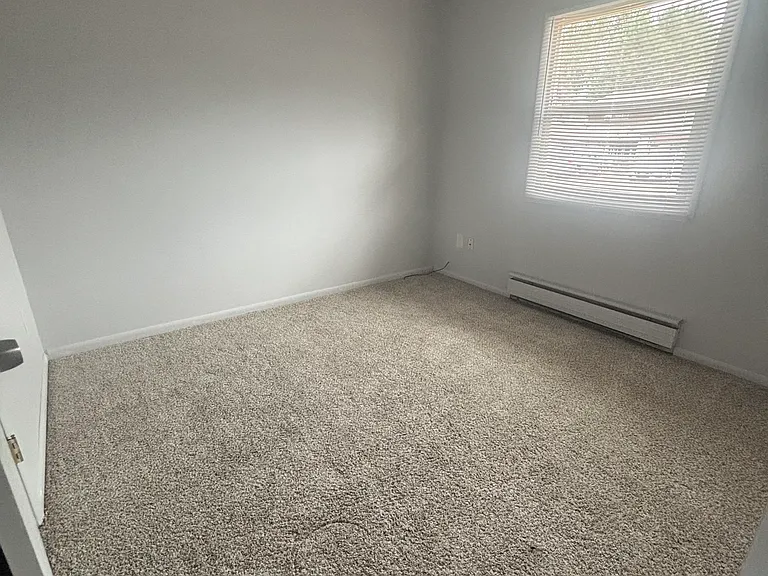 12437 SW Hall Blvd #3 — Photo 4