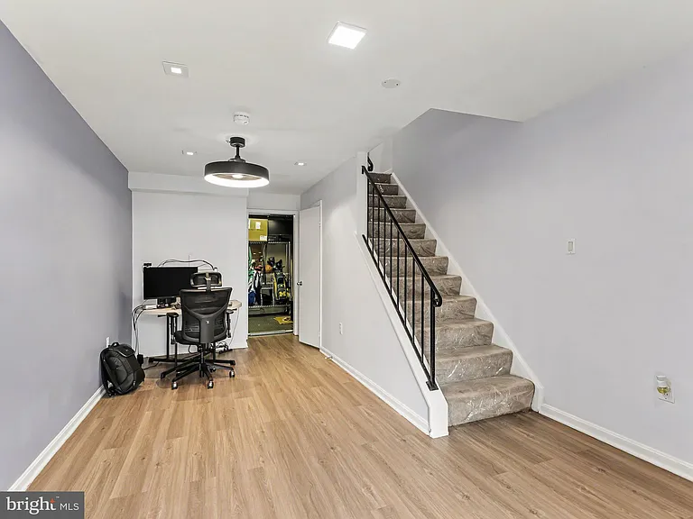 13849 Constitution Ct — Photo 15