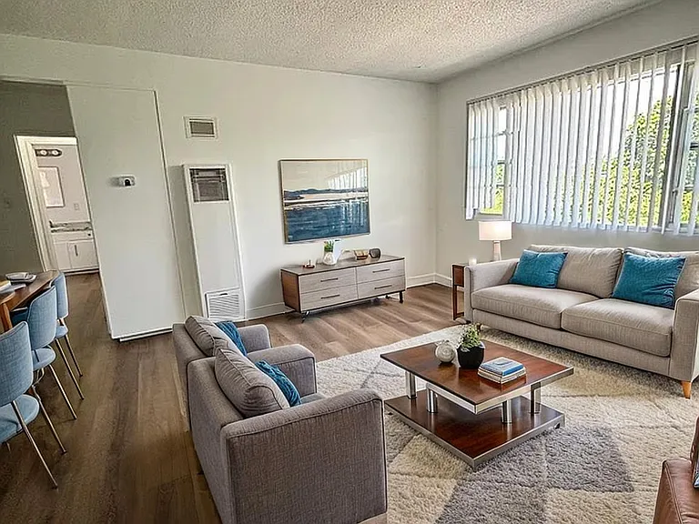 9361 Cellini Ave #6 — Photo 1