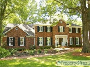 3906 Sharon View Rd, Charlotte, NC 28226