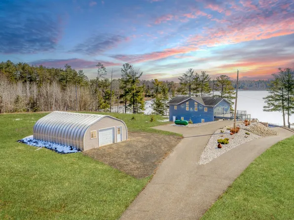 W4138 Lake Mary Dr S, Vulcan, MI 49892