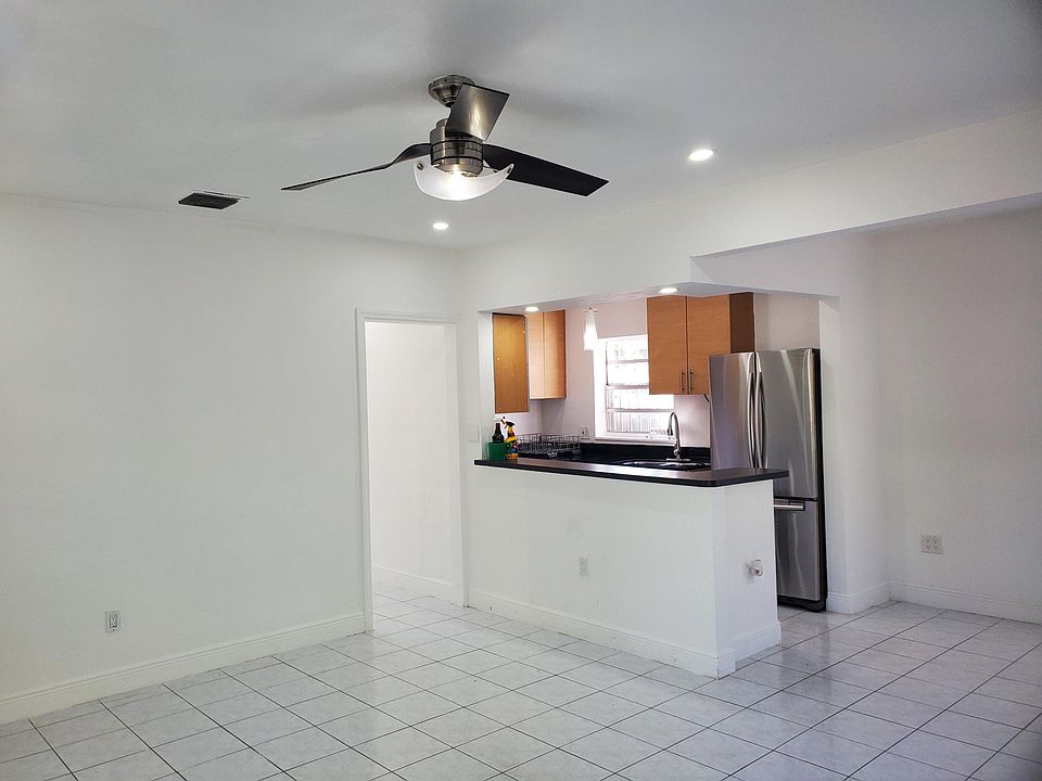 1st image of 1332 NE 177th St
