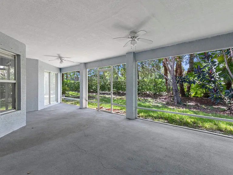 483 S Key Lime Sq SW — Photo 26