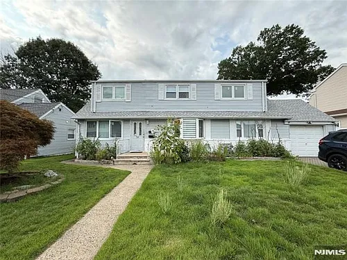 51 Echo Pl #2 Photo 1