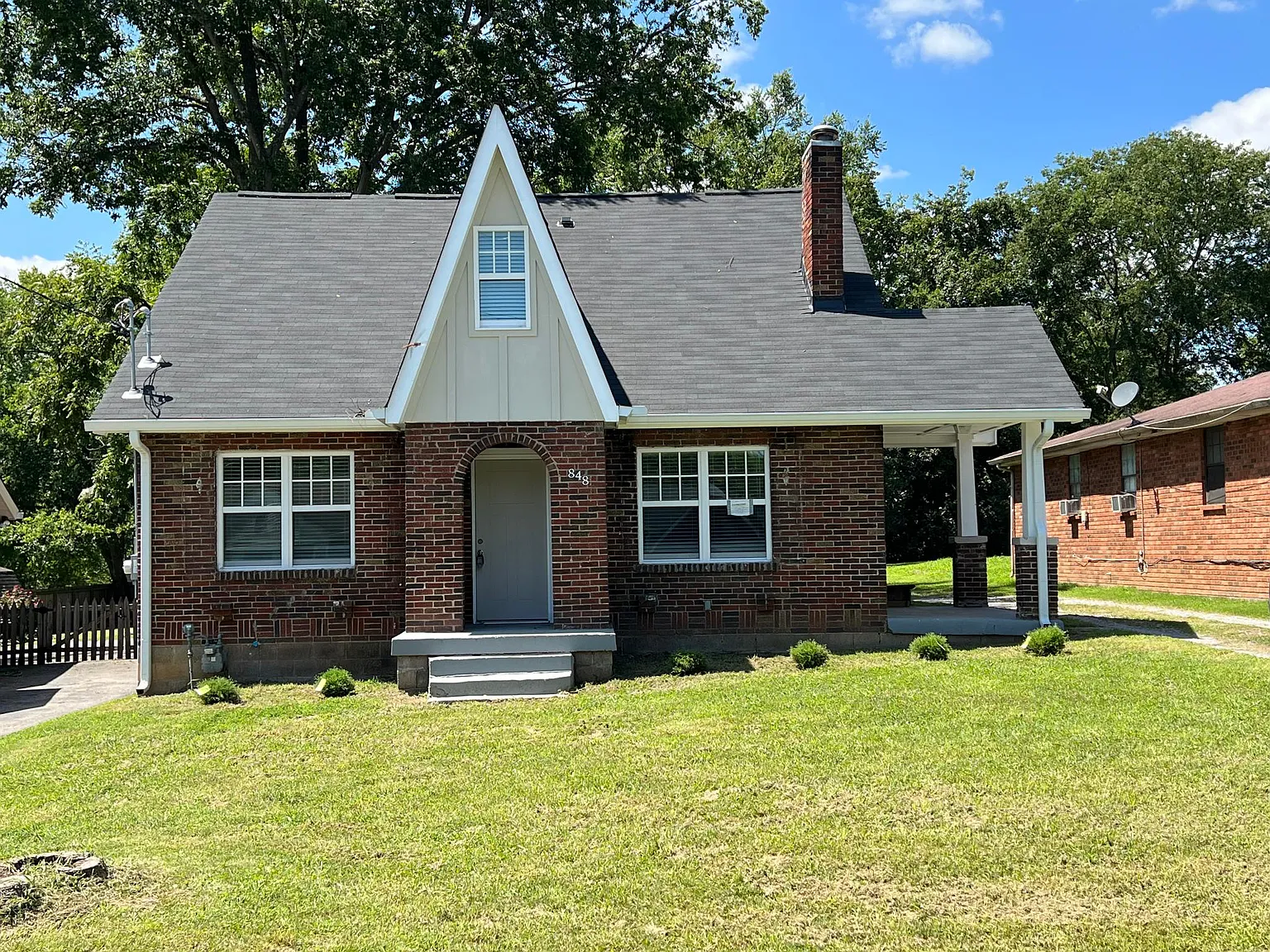 848 Argle Ave — Photo 2