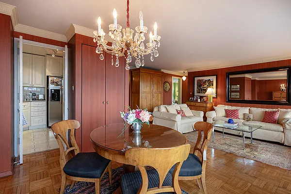 Rented by FirstService Realty (legacy) | media 35