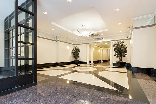 Rented by Compass | media 27