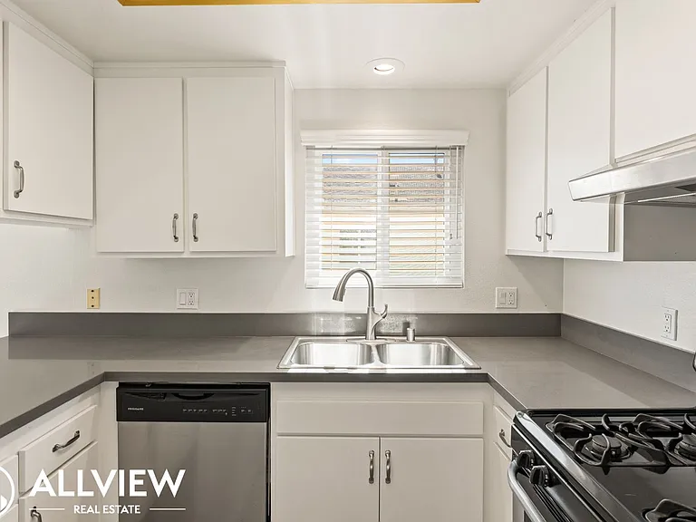 17972 Baron Circle — Photo 12