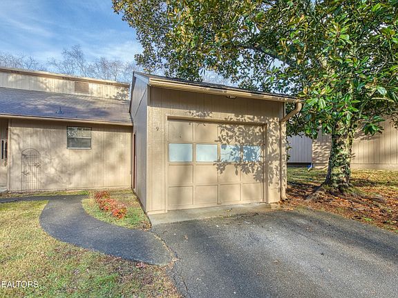 4th image of 8709 Olde Colony Trl APT 9
