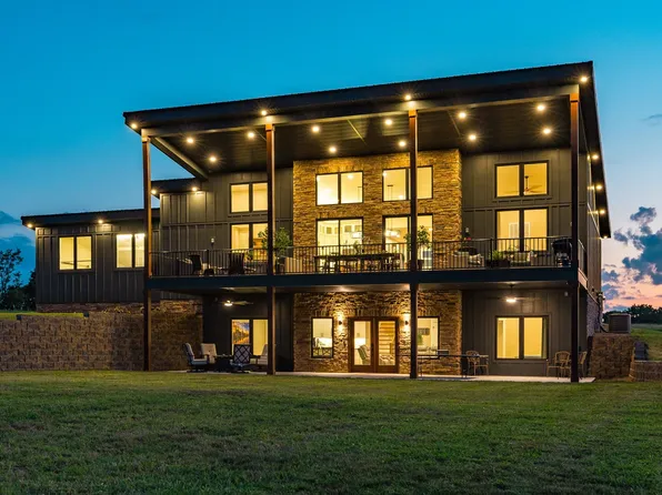 303 S Dry Fork Rd, Gallatin, TN 37066