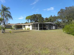 380 E Wentworth Cir, Englewood, FL 34223