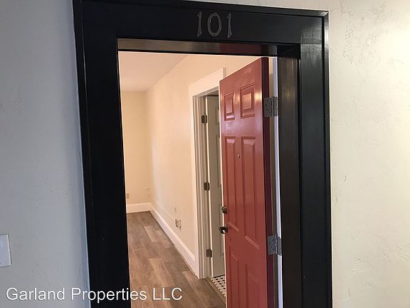 3rd image of 301 Gilmer Ave NW APT 101