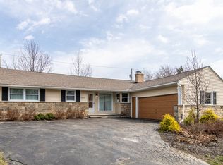 2559 S Green Rd, Beachwood, OH 44122