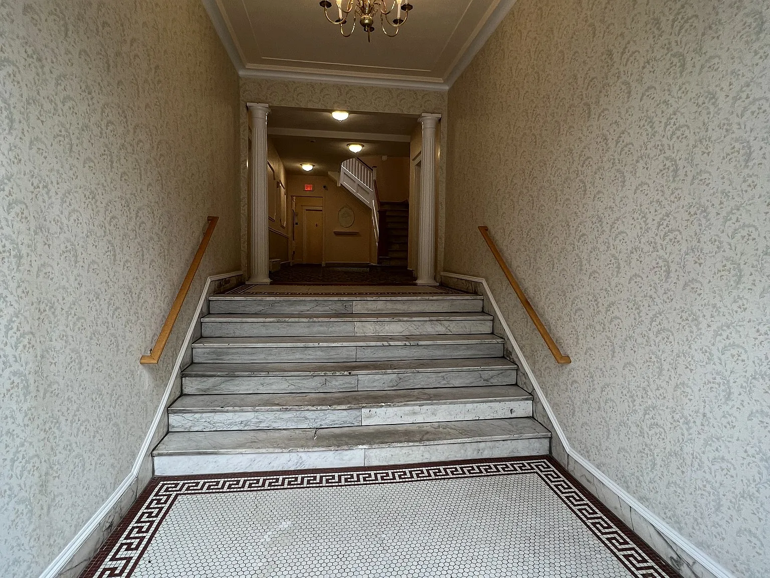 2 bed, 1.0 bath, 965 sqft, $3,145 — Photo 3