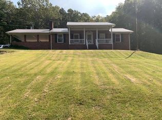 6940 Halifax Rd, Chatham, VA 24531