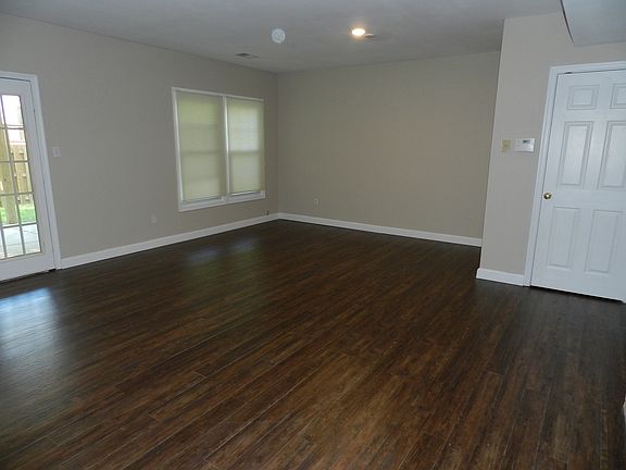 3rd image of 12190 Derriford Ct