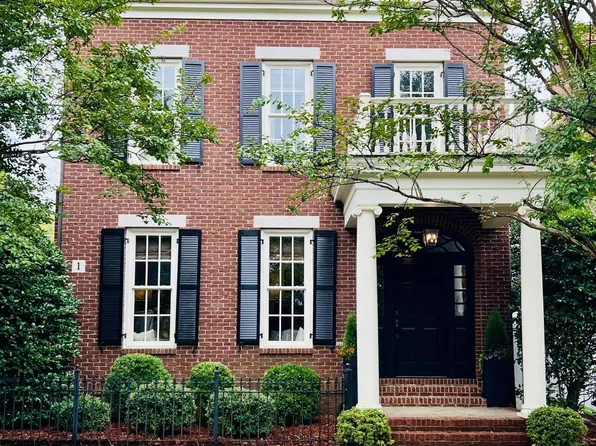 1 Chalkstone St NW, Huntsville, AL 35806