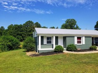 307 Keowee Trl, Seneca, SC 29672