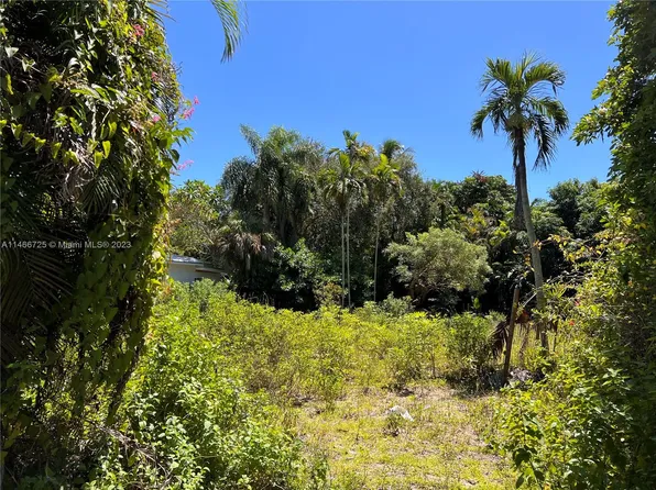 (undisclosed Address), Miami, FL 33133