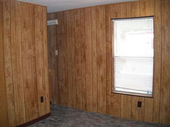 FRONT BEDROOM