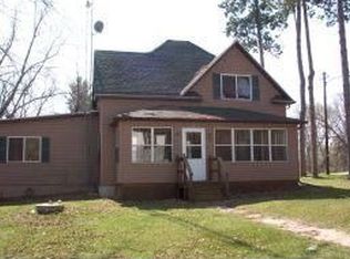 105 E Lohrville Ave, Redgranite, WI 54970