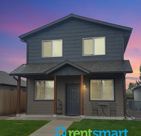 2207 Strand Ave #B — Photo 1