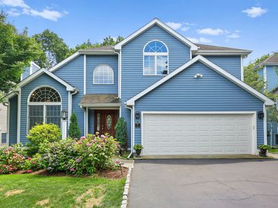 6 Riverwalk Lane, Norwalk, CT, 06850