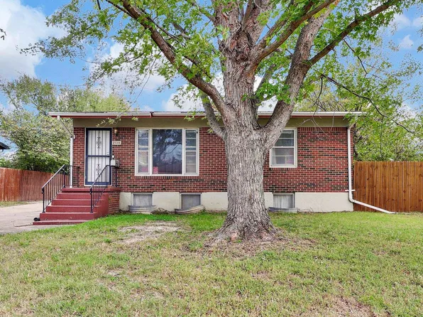 2138 S Glenn St, Wichita, KS 67213