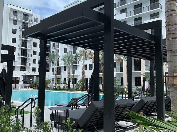 2nd image of 11209 Biscayne Blvd