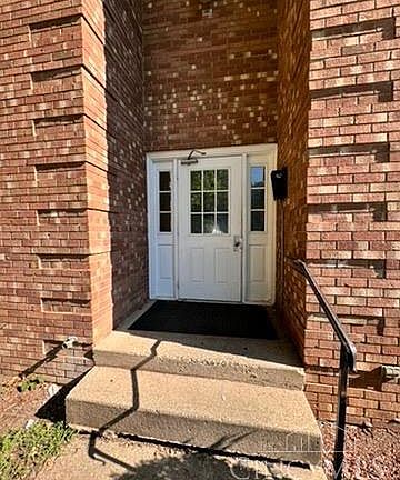 3rd image of 5465 Camelot Dr APT 26