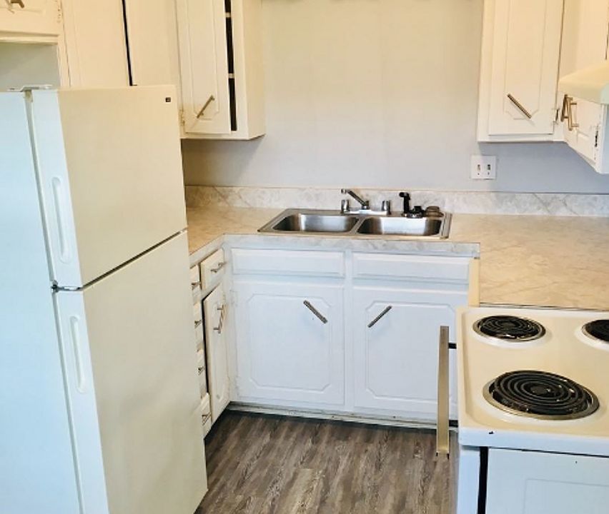 Walden Court 1925 Cherry Stone St Norman OK Zillow