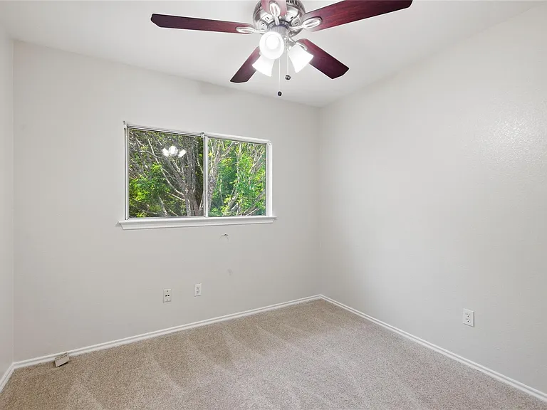 10316 Garbacz Dr — Photo 17