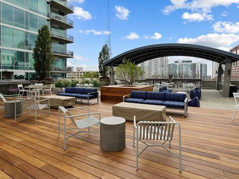 923 Peachtree St NE #1324 — Photo 37
