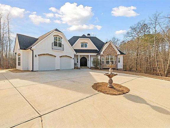 3rd image of 656 Paynes Lake Rd