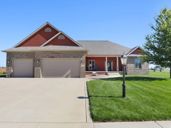 4437 Sandstone Dr, Westville, IN 46391